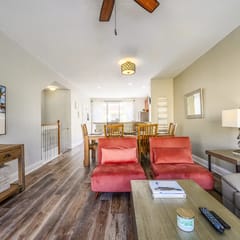 Casa Bella at Vista Cay: 3 Bed, Sleeps 8, Long Stays Near Major Attractions