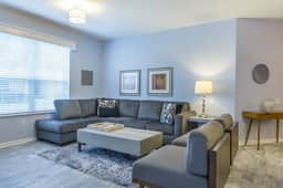 Casa Magnolias Condo At Vista Cay Resort Sleeps 8 Next To Convention Center - Image 2