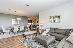 Casa Maria - sleeps 8 Close to Attractions including the New Epic Universe - Image 2