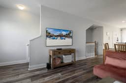 Casa Bella at Vista Cay: 3 Bed, Sleeps 8, Long Stays Near Major Attractions - Image 2