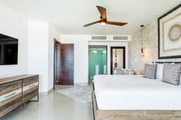 Casa Shell, Where the Caribbean Is Part of the View - Image 3