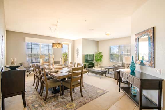 Spring Lakeview condo close to clubhouse & Orange Convention Center - Image 1