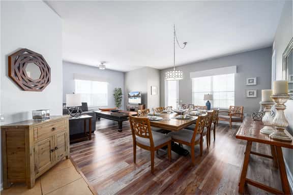 Luxurious Condo At Vista Cay Resort Sleeps 8 Next To Convention Center - Image 1