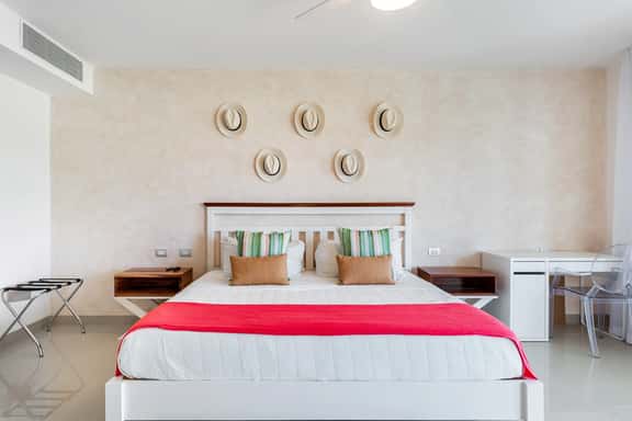 Casa Almajuma, Caribbean calm, plenty of room to unwind!! - Image 1
