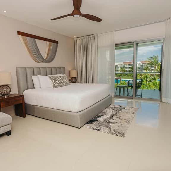 Casa Miramar: Caribbean views & slow vacation days - Image 1